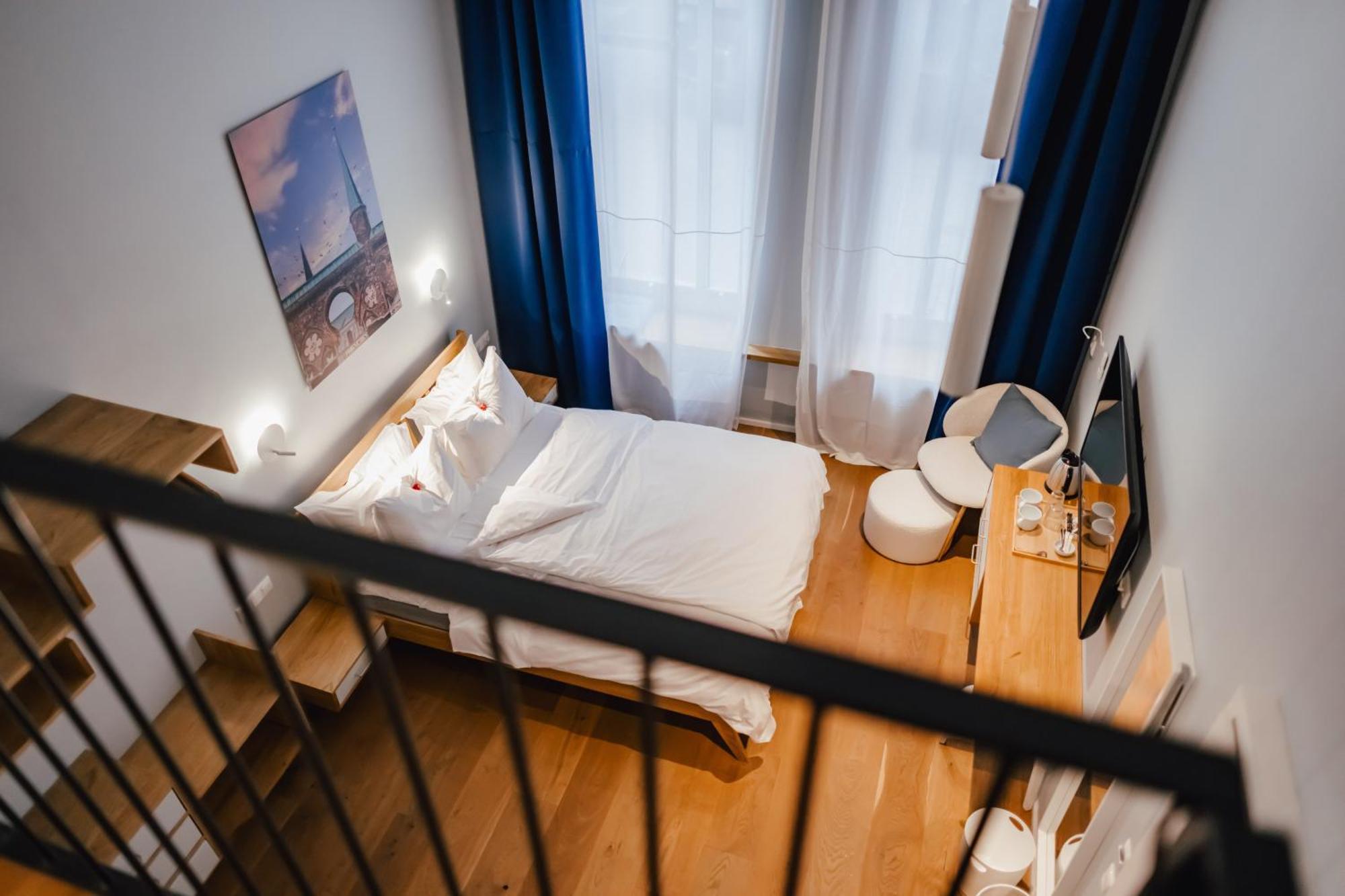 The Layhead Hotel